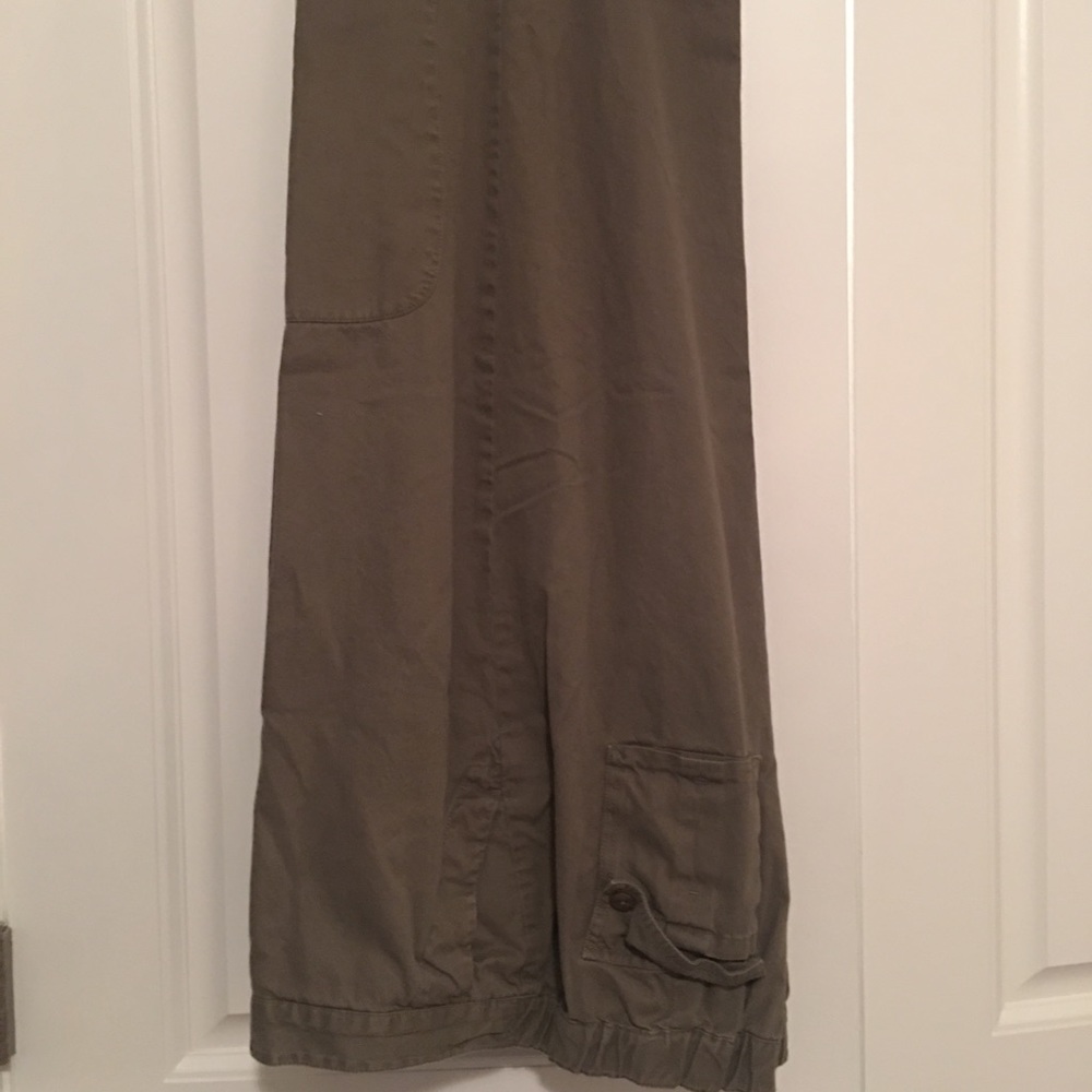 Khaki (dark) Cropped Pants